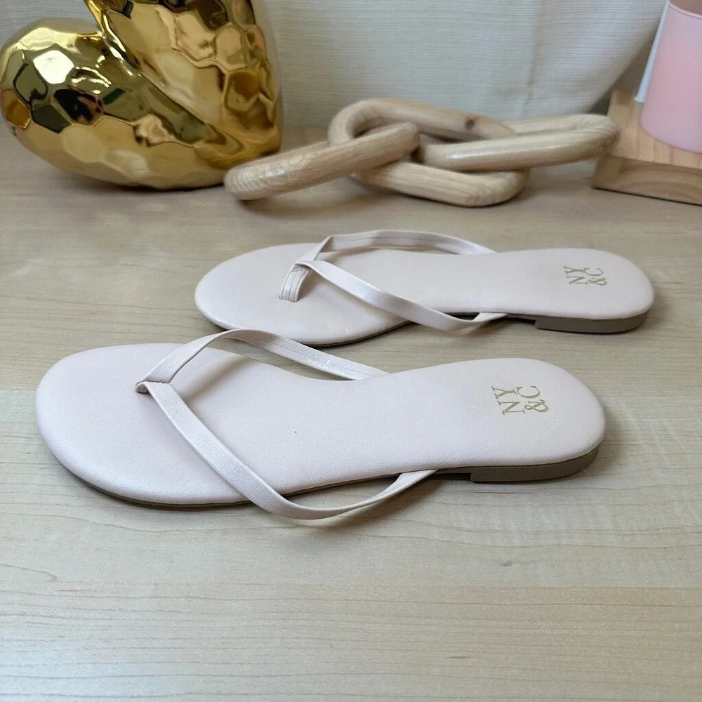 NEW YORK & COMPANY Thong Sandals Yellow Pink Minimalist‎ Bundle Size 6